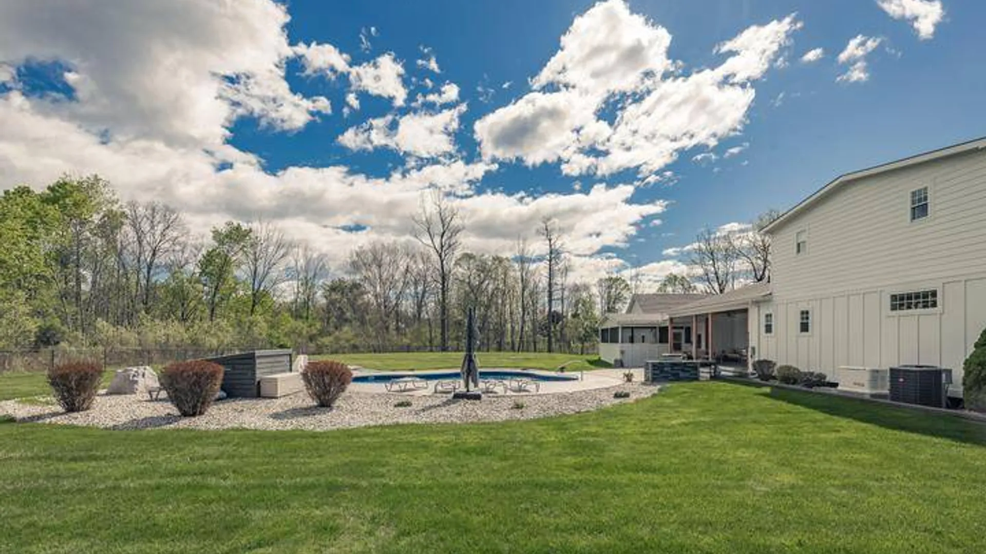 Property at 917 McDonald Dr., Amsterdam, NY 12070 45