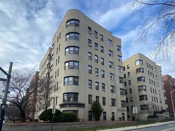 Property at 311 Main St, White Plains, NY 10601