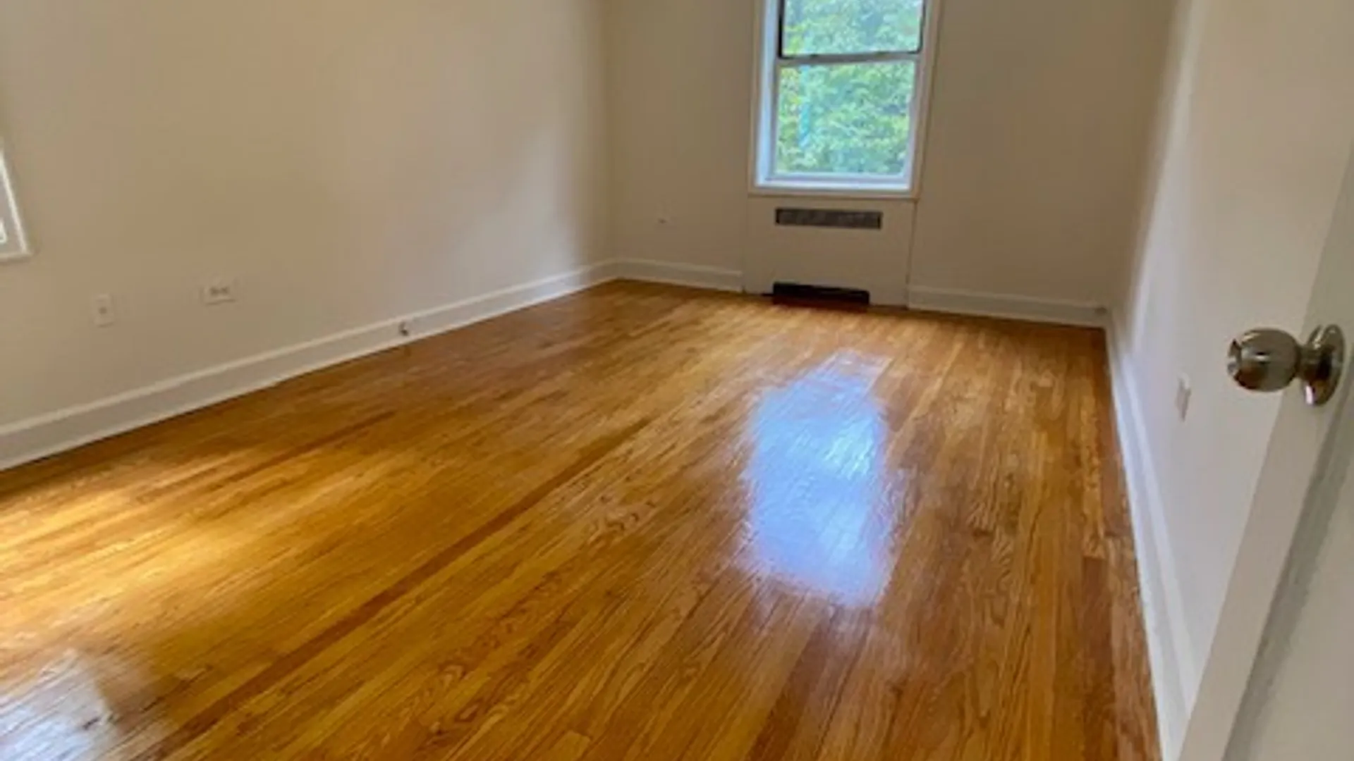 Property at 1 Larchmont Acres, Larchmont, NY 10538 7