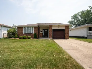 Property at 17 Mayberry Drive, Cheektowaga, NY 14227