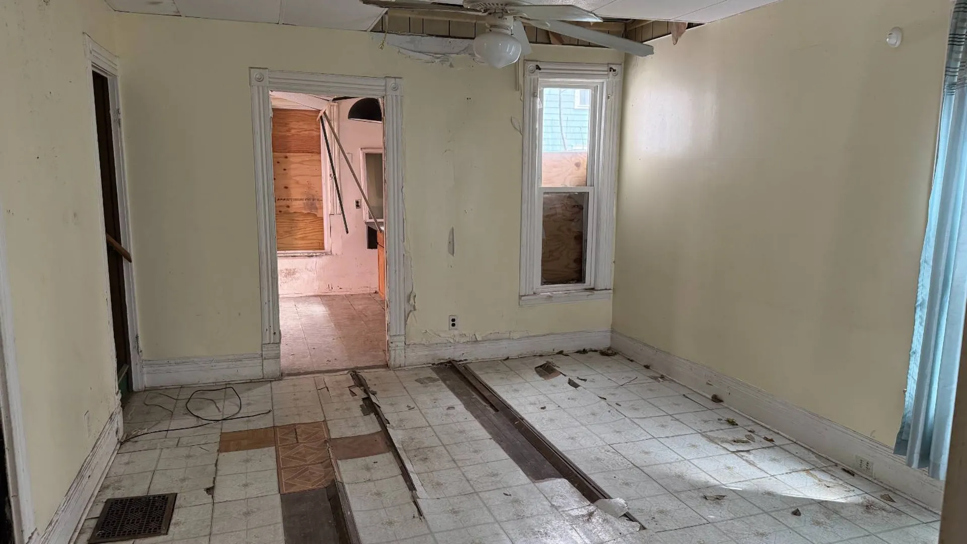 Property at 105 Mark Ave, Syracuse, NY 13205 14