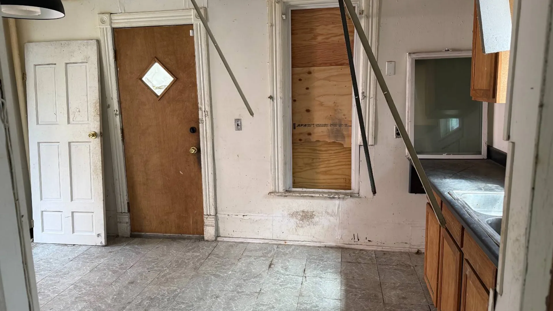 Property at 105 Mark Ave, Syracuse, NY 13205 16