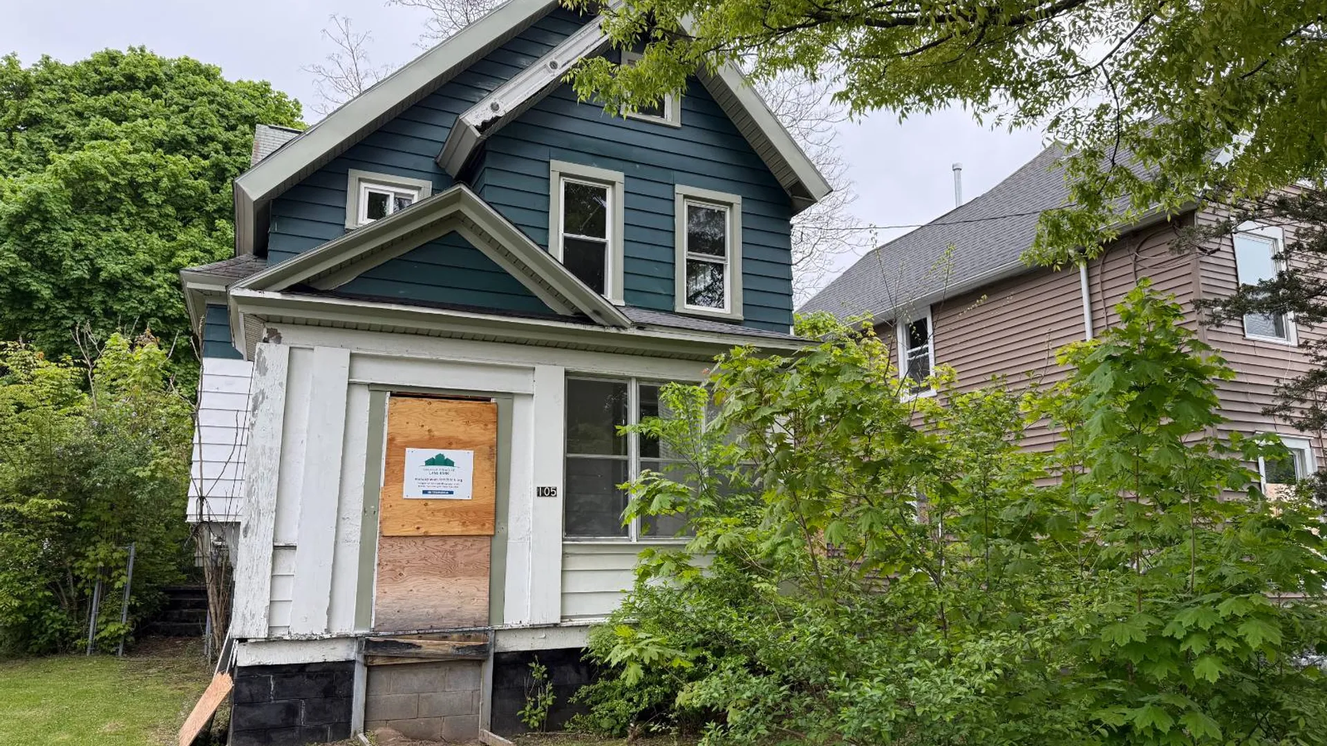 Property at 105 Mark Ave, Syracuse, NY 13205 3