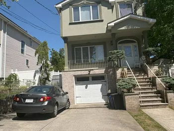 Property at 3 Terrace Ave, Staten Island, NY 10309