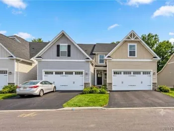 Property at 173 Sandstone Circle, Grand Island, NY 14072