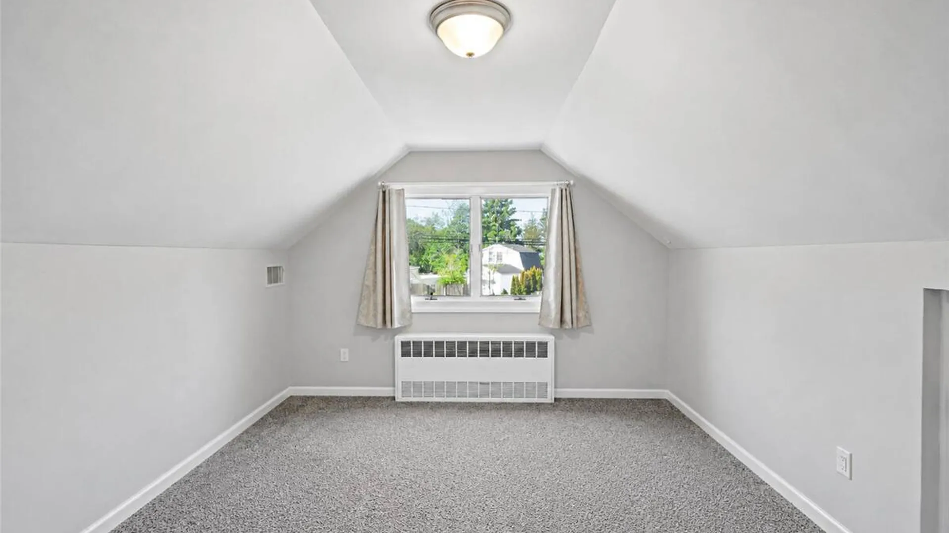 Property at 305 Arnold Avenue, West Babylon, NY 11704 24