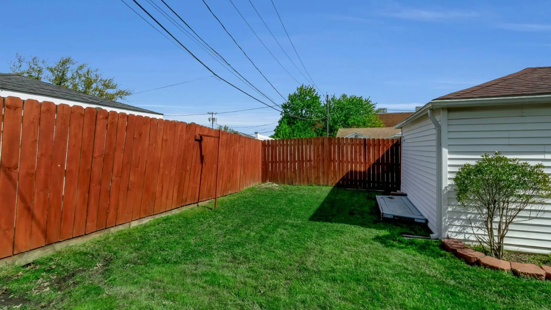 Property at 10 Alberta Dr, Buffalo, NY 14226 4