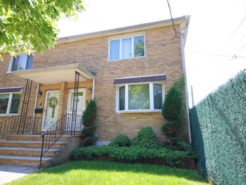 Property at 4 Reno Ave, Staten Island, NY 10306