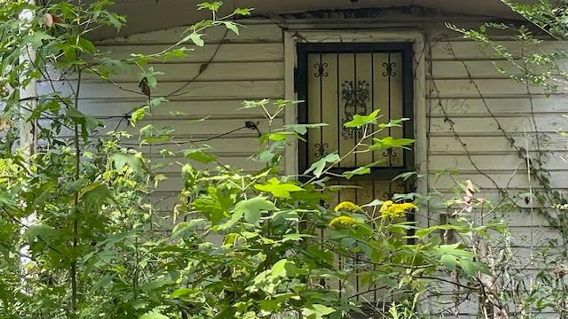 Property at 1126 Garland Ave E, West Helena, NY 72390 4