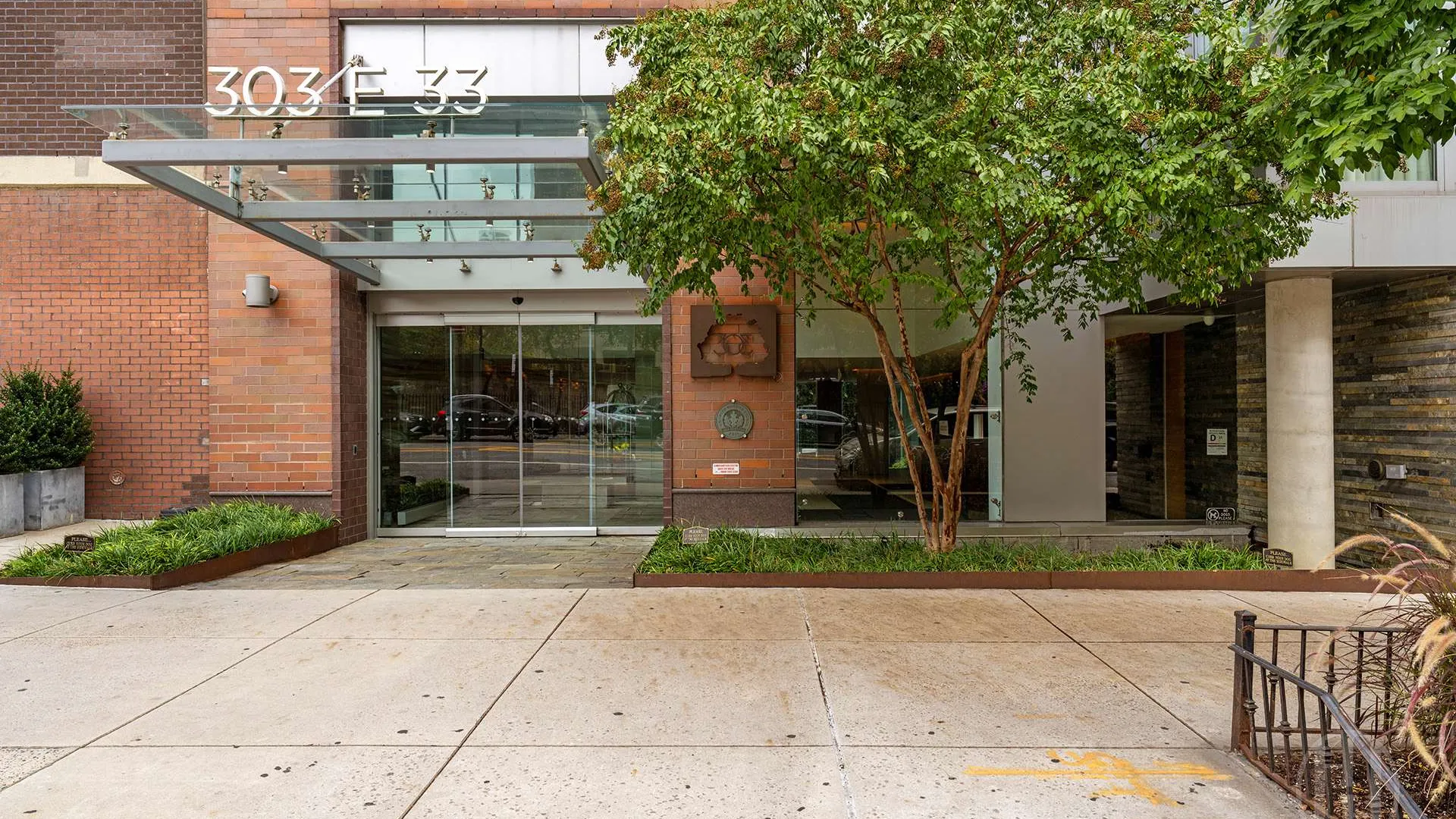 Property at 303 East 33rd Street, New York, NY 10016 13