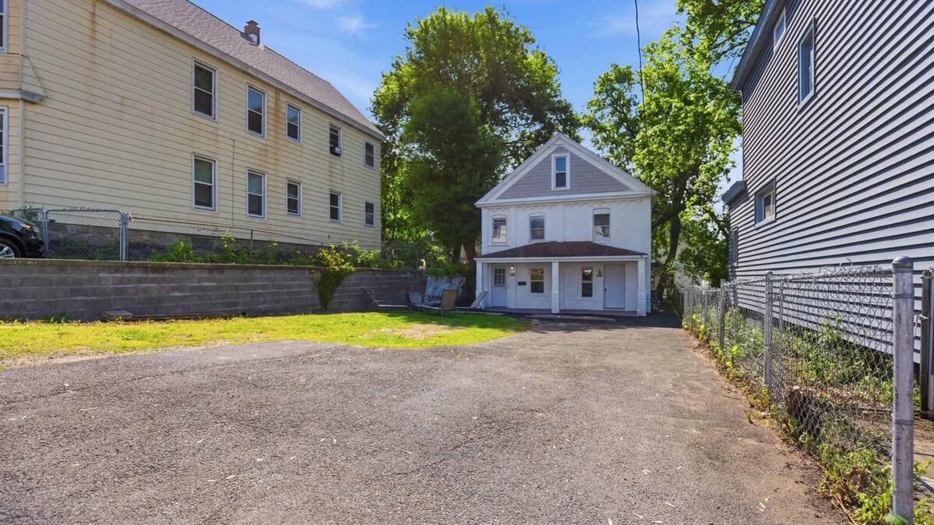 Property at 118 Robinson Street, Schenectady, NY 12304 3