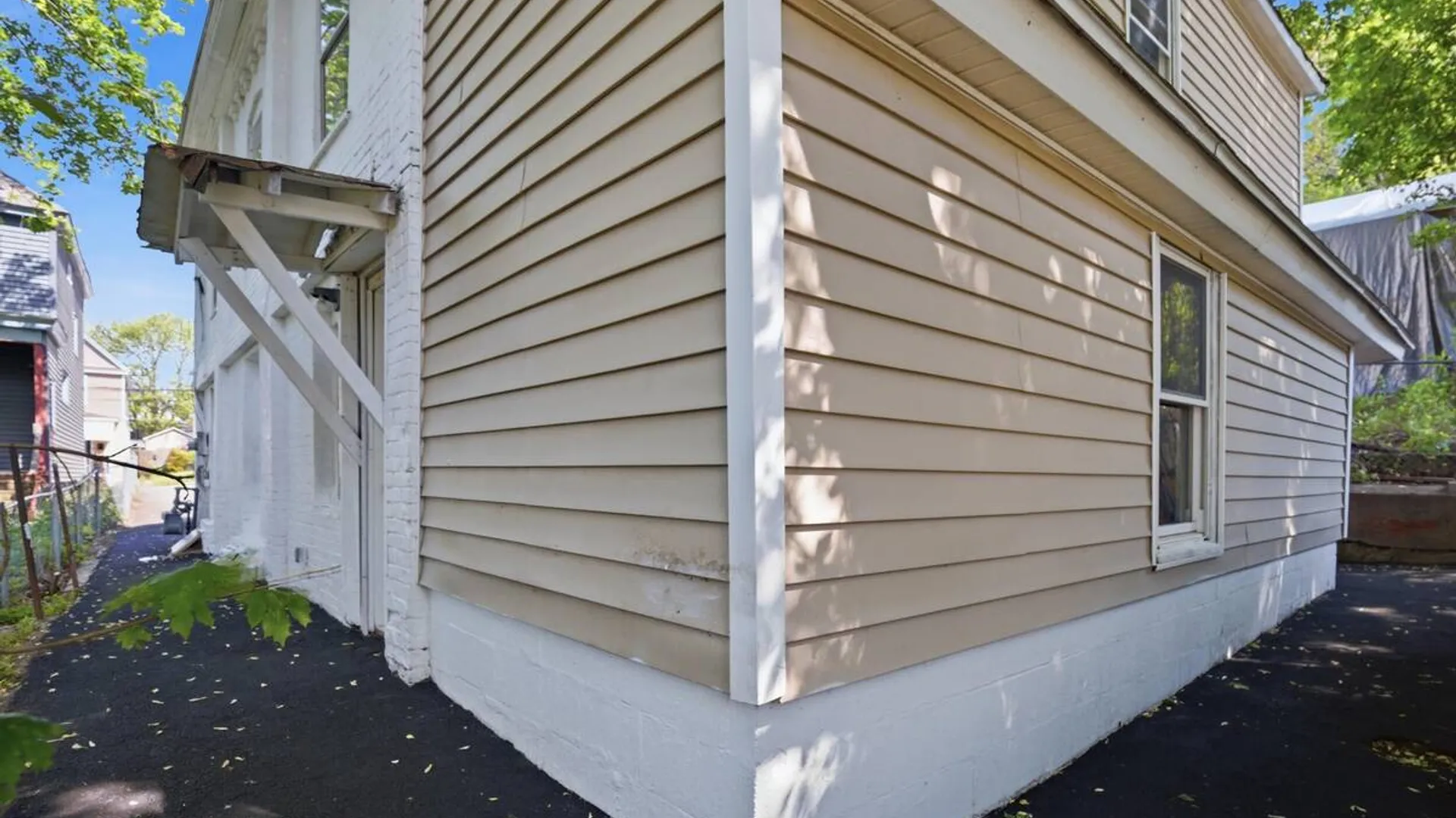Property at 118 Robinson Street, Schenectady, NY 12304 45