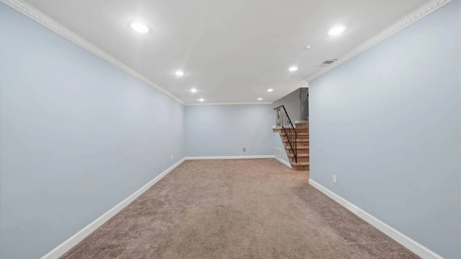 Property at 140 Golf Lane, Medford, NY 11763 4