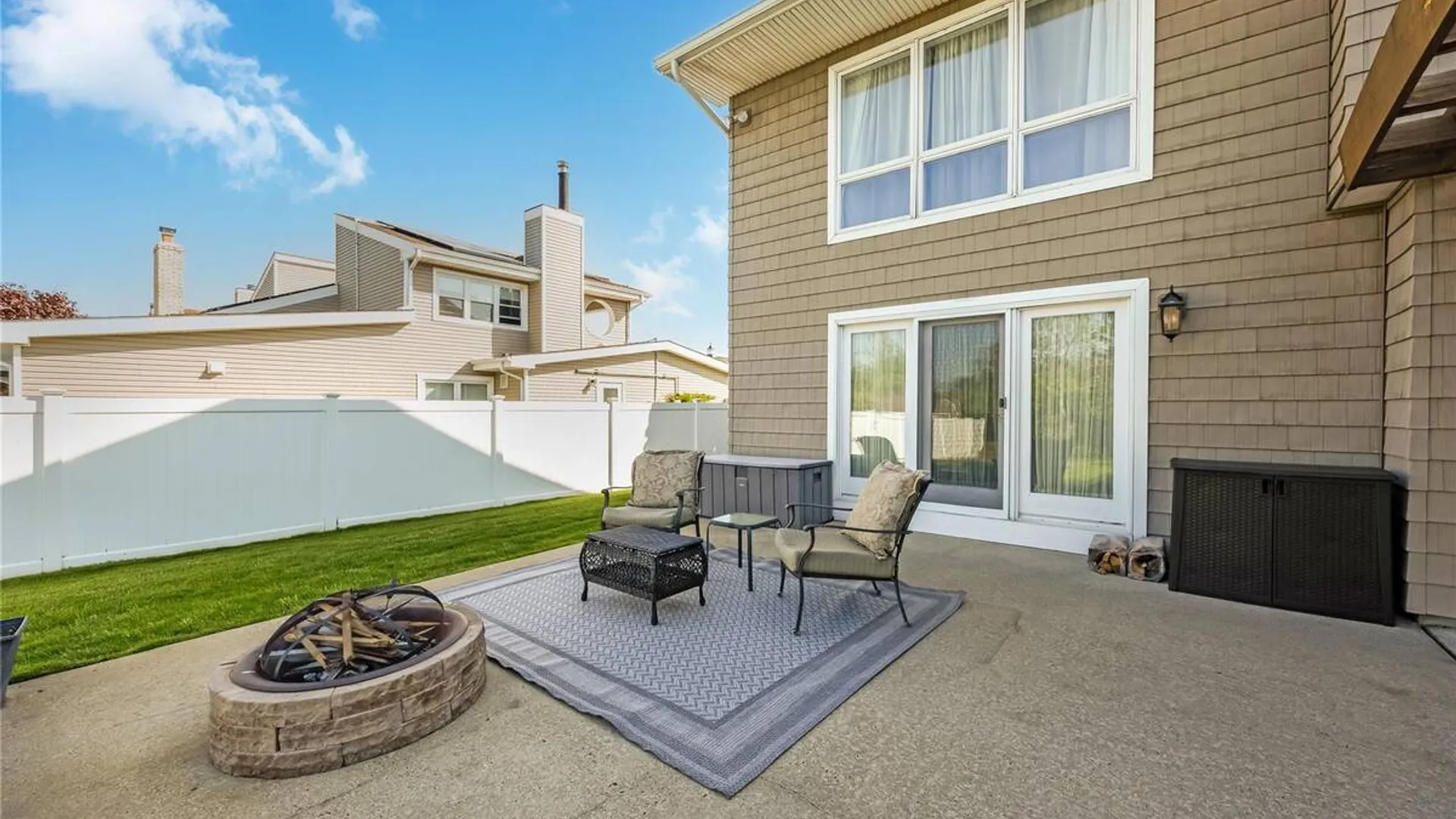 Property at 164 Pace Drive S, West Islip, NY 11795 42