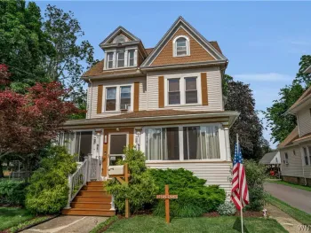 Property at 107 Niagara Street, North Tonawanda, NY 14120