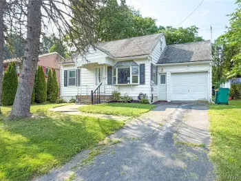 Property at 125 Merritt Place, New Hartford, NY 13413