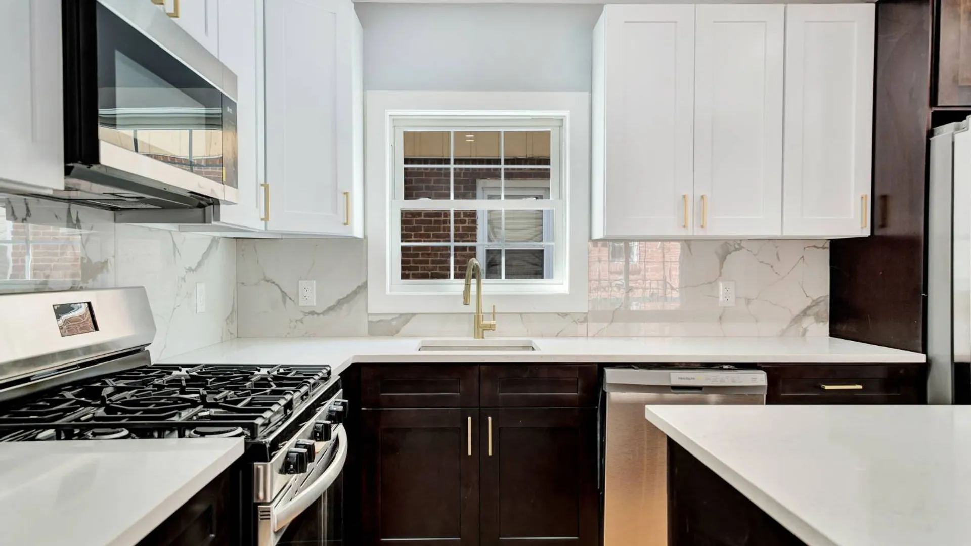 Property at 142-05 184th St, Springfield Gardens, NY 11413 10