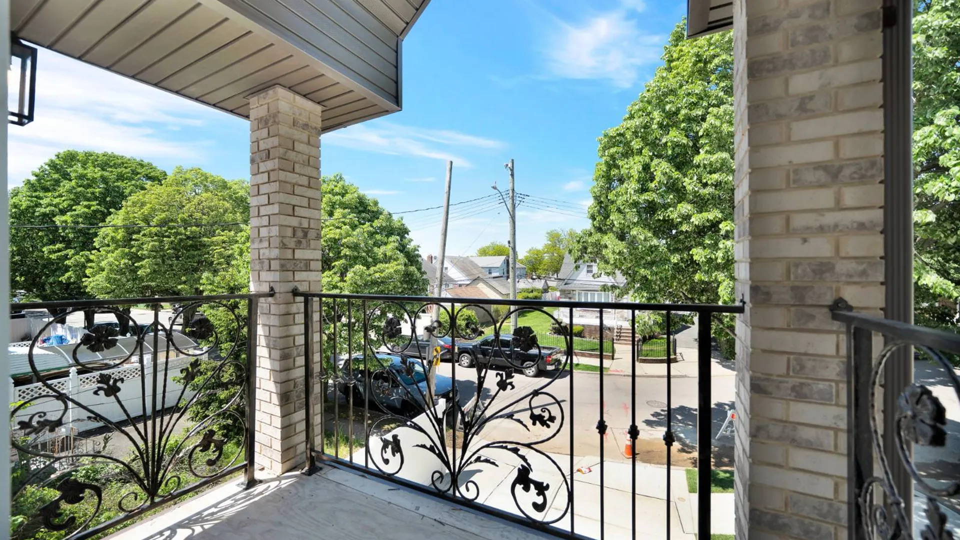 Property at 142-05 184th St, Springfield Gardens, NY 11413 12