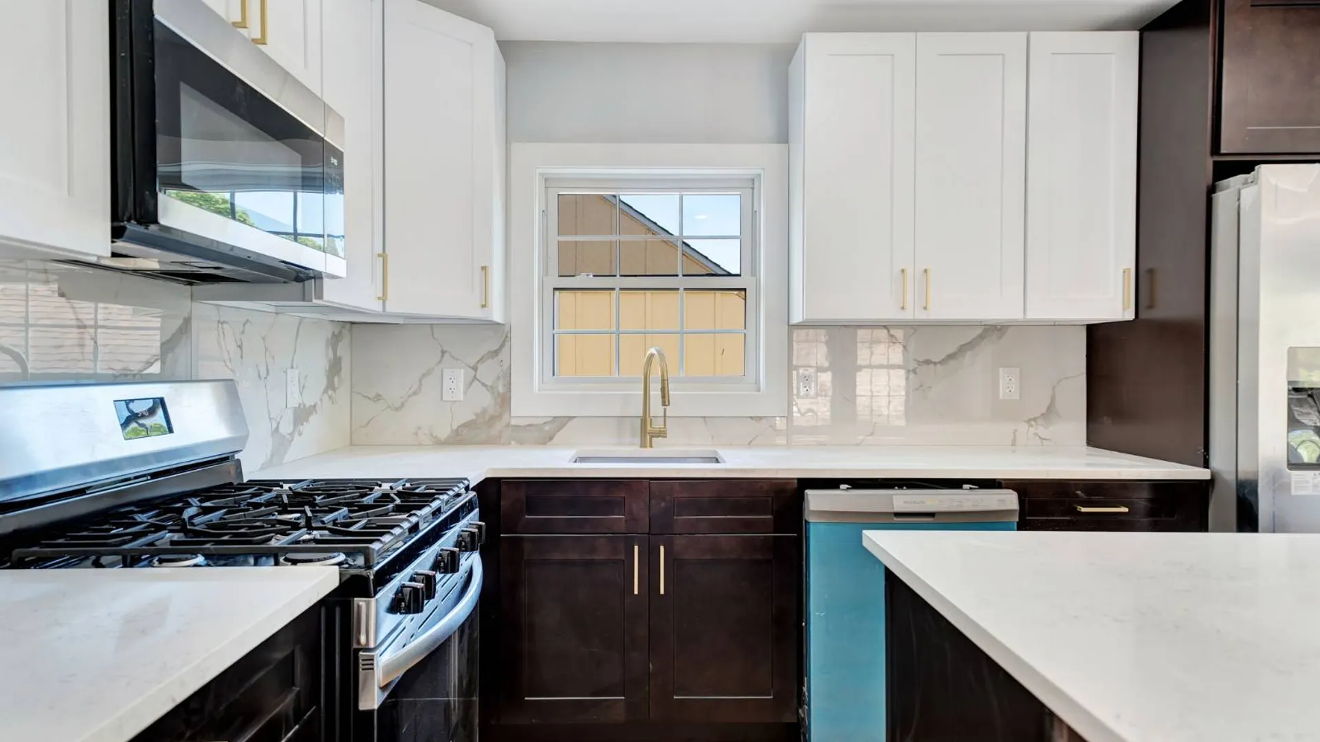 Property at 142-05 184th St, Springfield Gardens, NY 11413 18