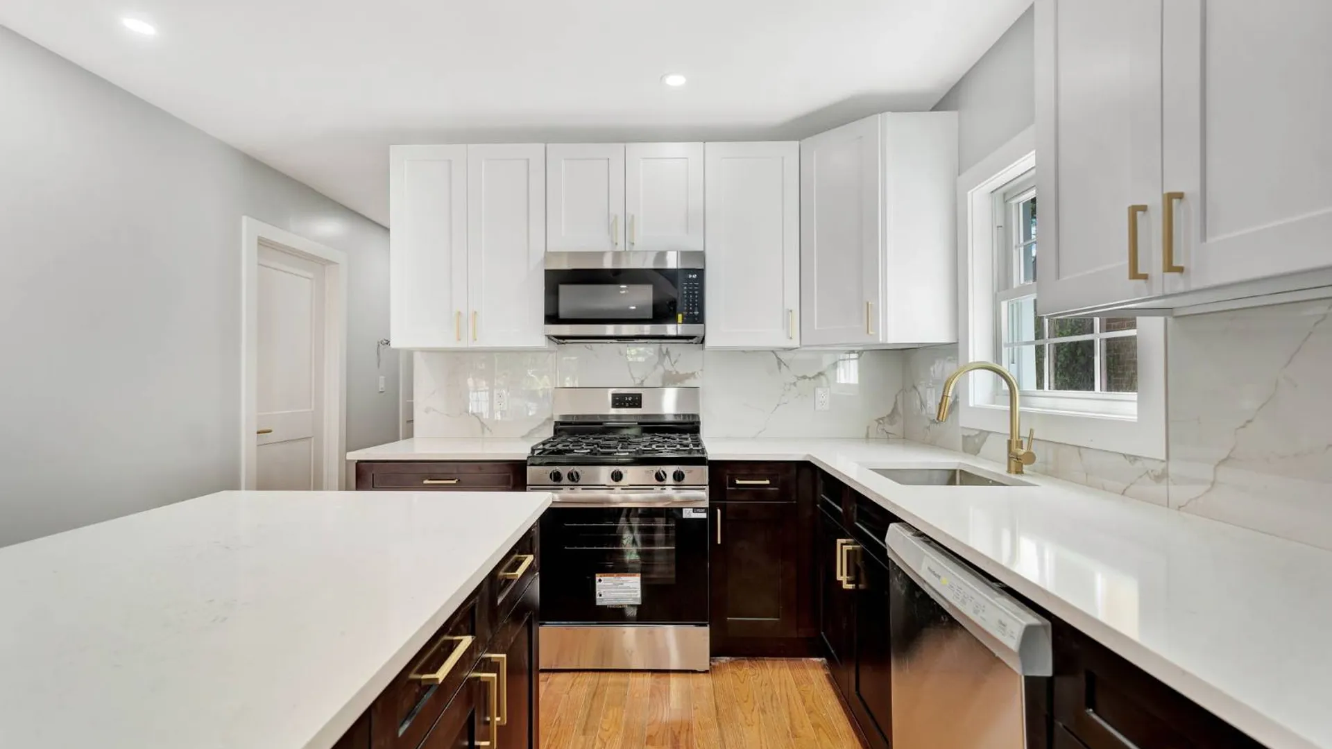 Property at 142-05 184th St, Springfield Gardens, NY 11413 6