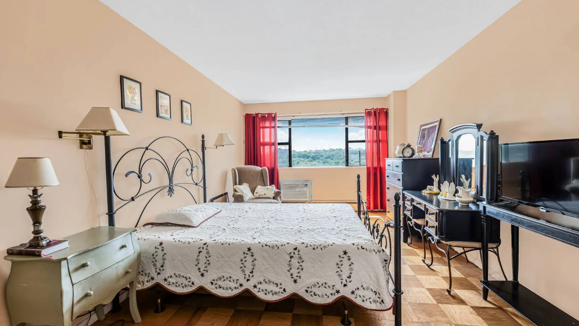 Property at 1523 Central Park Avenue, Yonkers, NY 10710 8