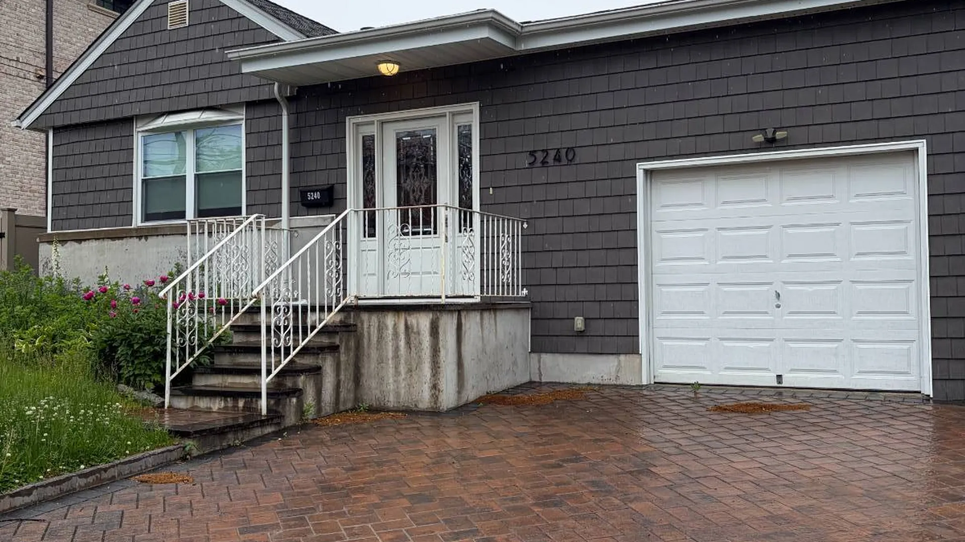 Property at 5240 Leith Pl, Little Neck, NY 11362 10