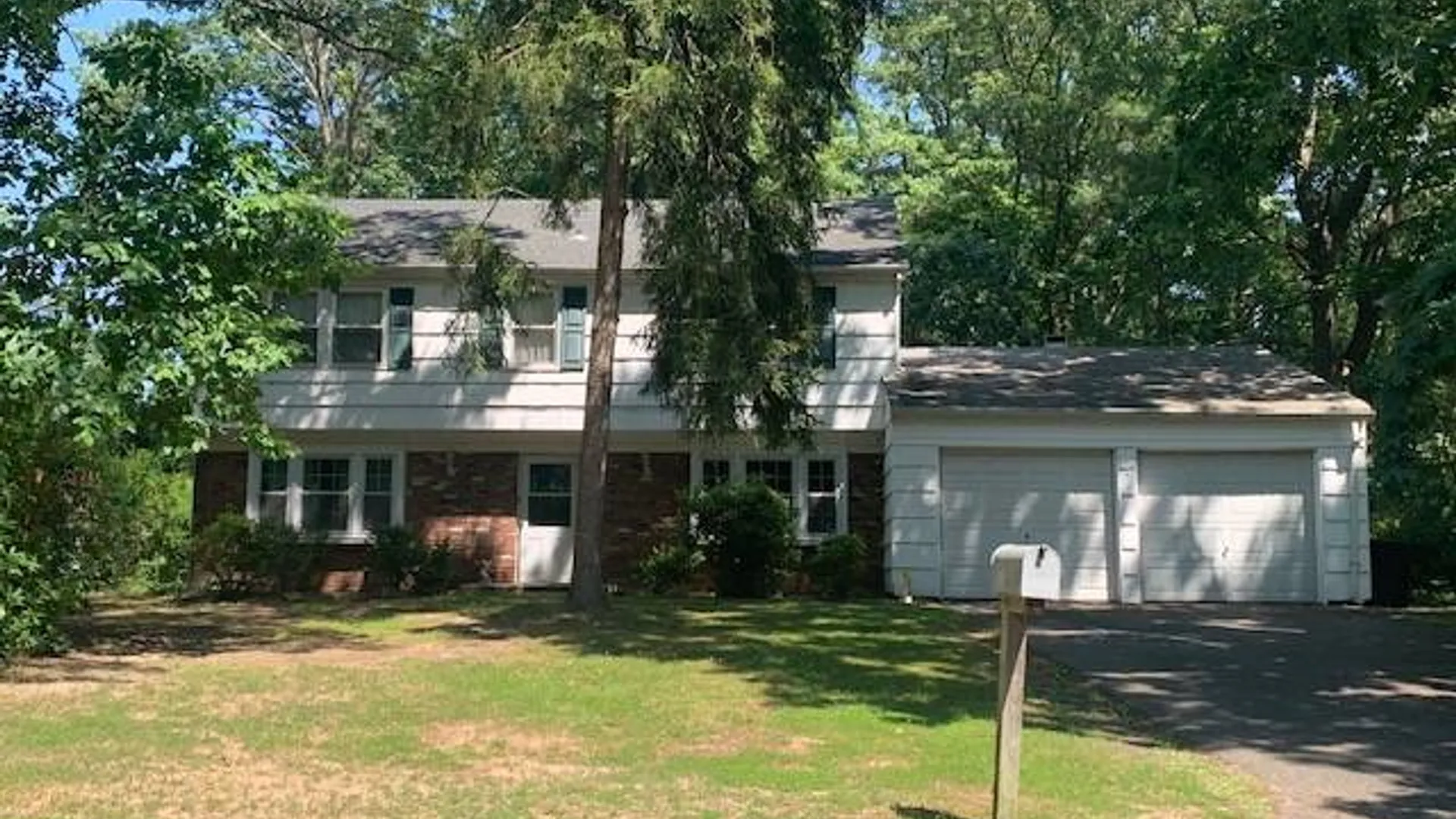 Property at 17 Skylark Lane, Stony Brook, NY 11790 3