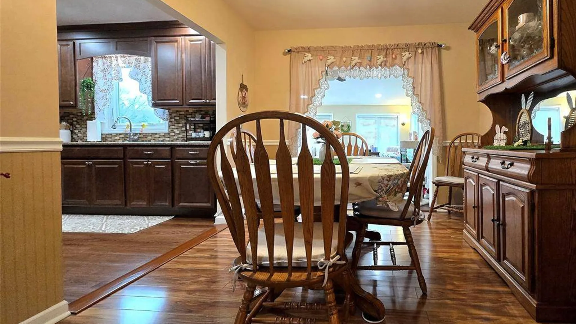Property at 5 Meadows Ct, Staatsburg, NY 12580 15