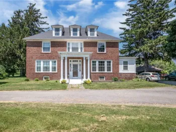 6419 Lake Road, Newfane, NY 14008