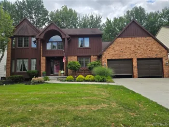 Property at 231 Londonderry Ln, Amherst, NY 14068