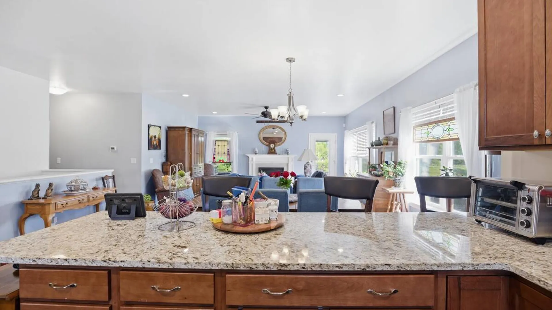 Property at 13 Elena Court, Halfmoon, NY 12118 12