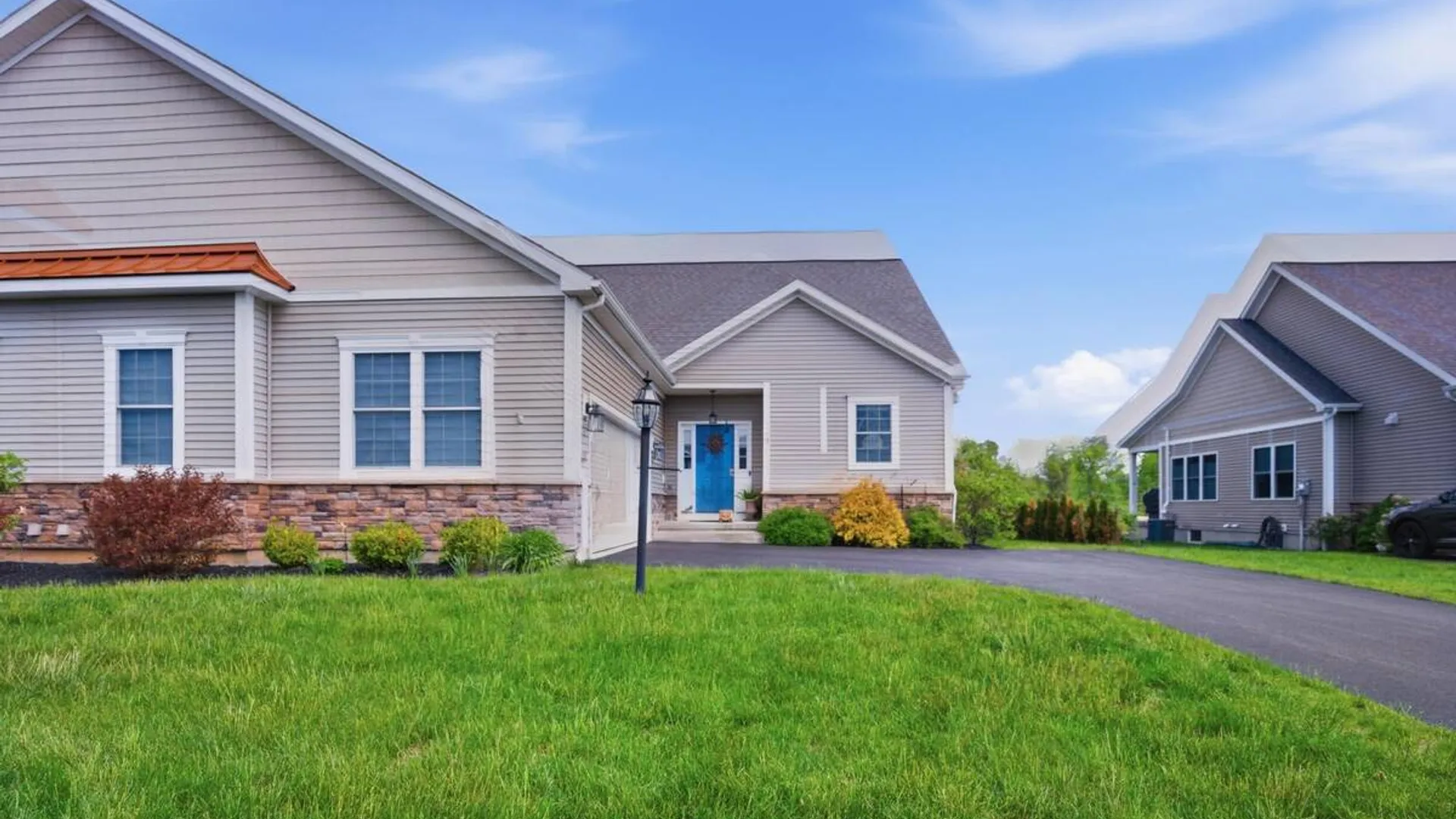 Property at 13 Elena Court, Halfmoon, NY 12118 4