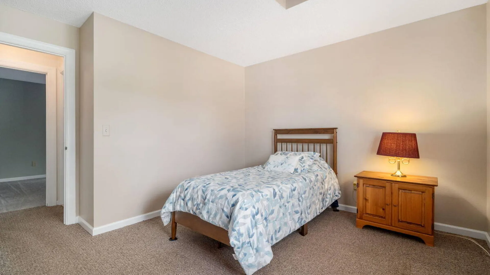Property at 77 Capitol Place, East Greenbush, NY 12144 25