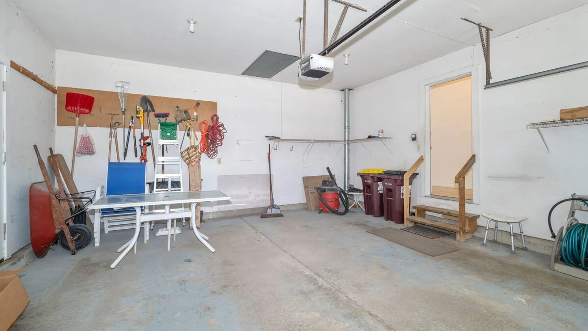 Property at 77 Capitol Place, East Greenbush, NY 12144 32