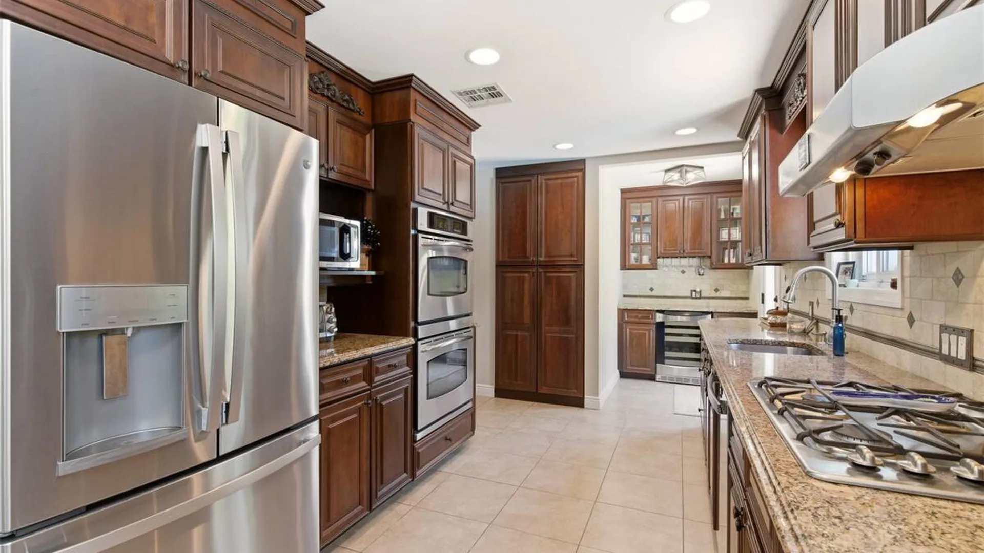 Property at 60 Tulipwood Drive, Commack, NY 11725 13