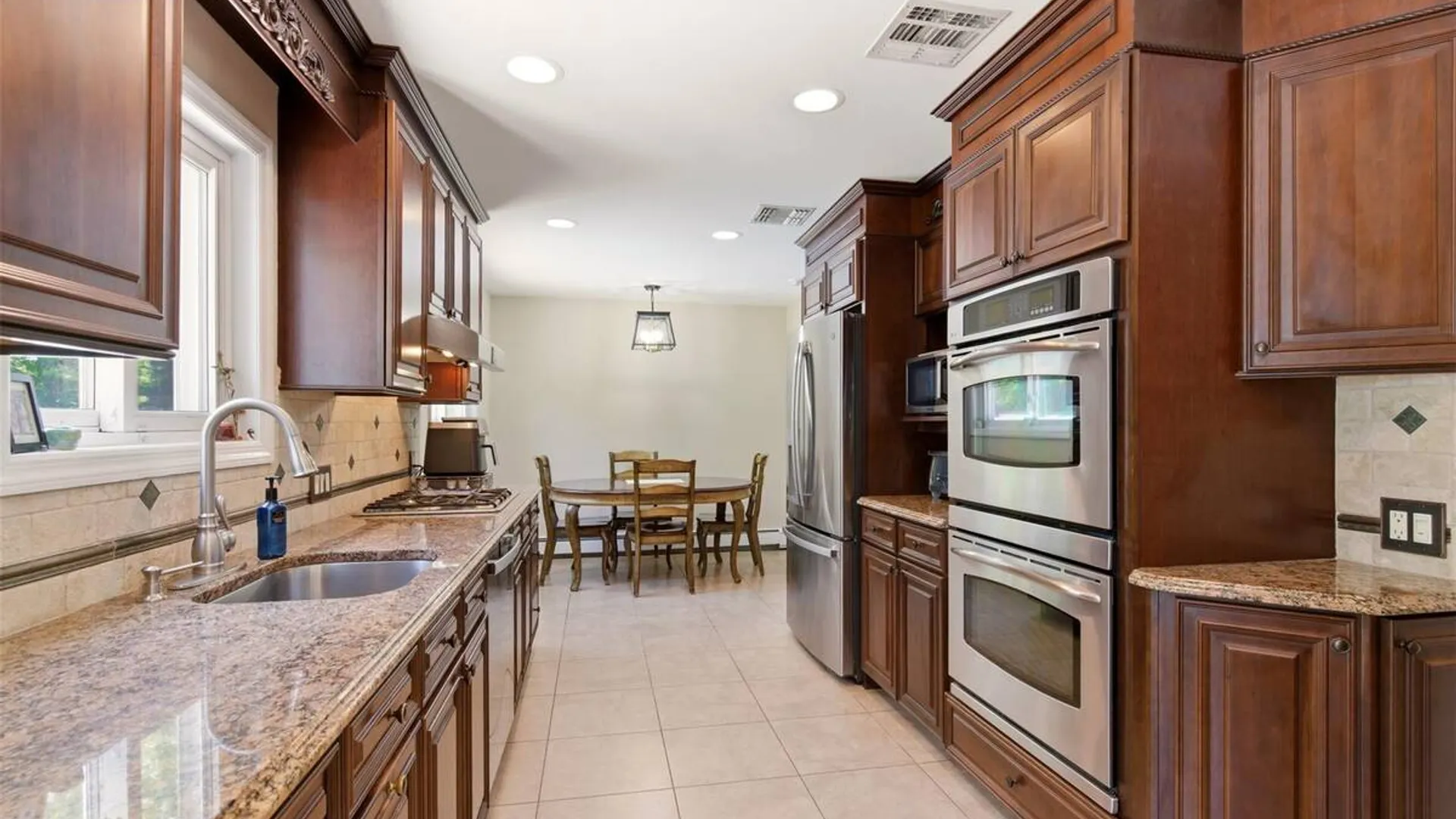 Property at 60 Tulipwood Drive, Commack, NY 11725 9
