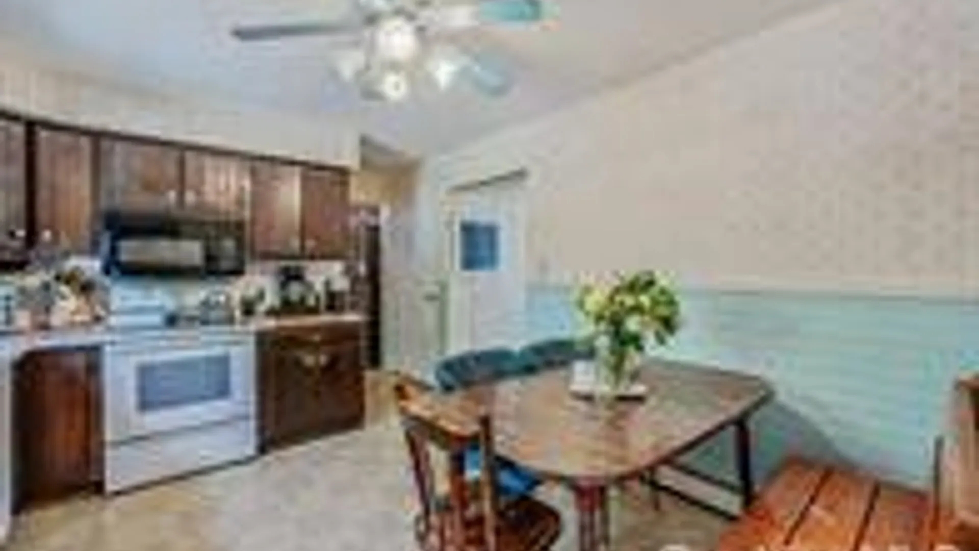 Property at 1335 August Rd, North Babylon, NY 11703 14