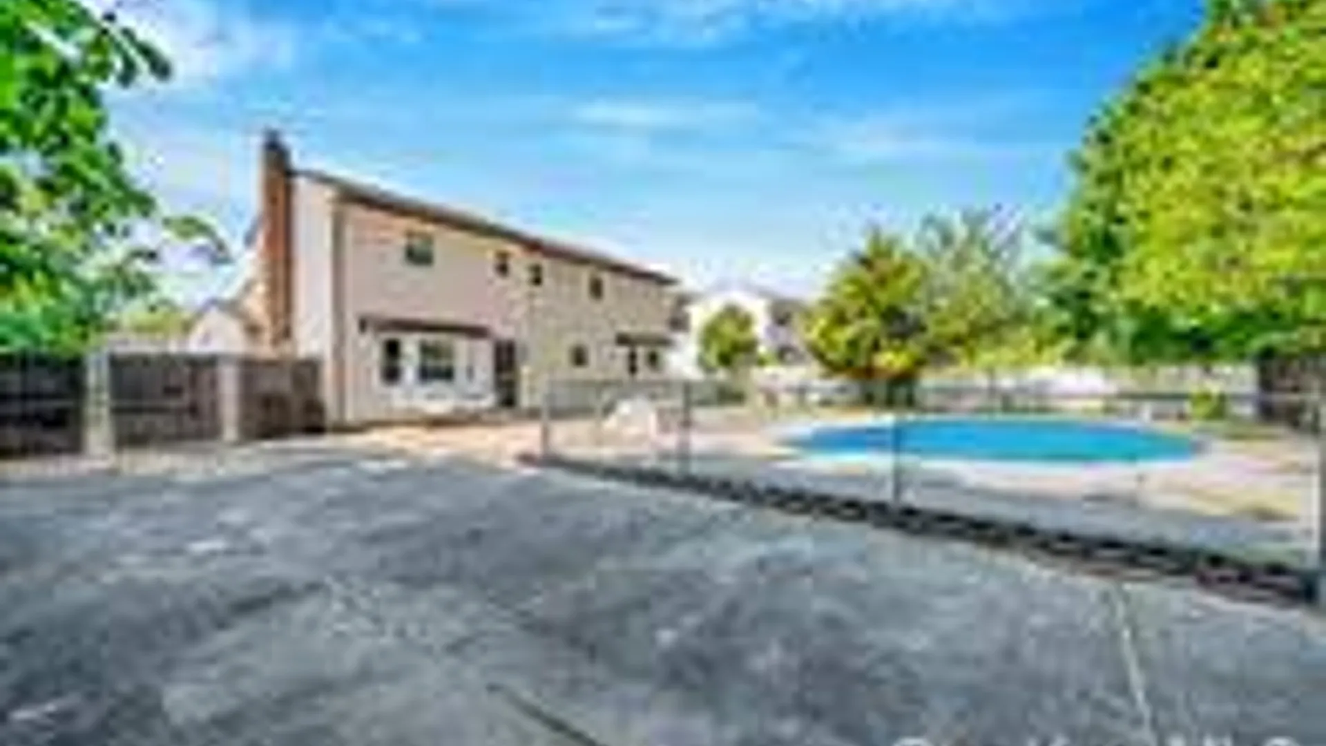 Property at 1335 August Rd, North Babylon, NY 11703 5