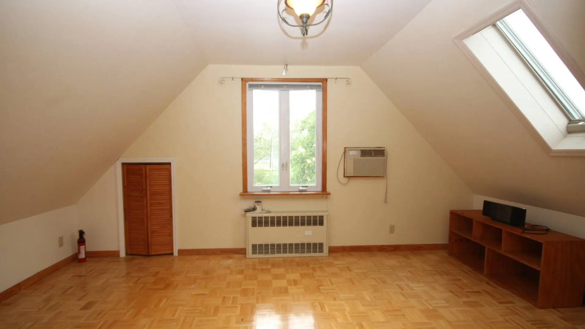 Property at 50-14 186th Street, Fresh Meadows, NY 11365 9