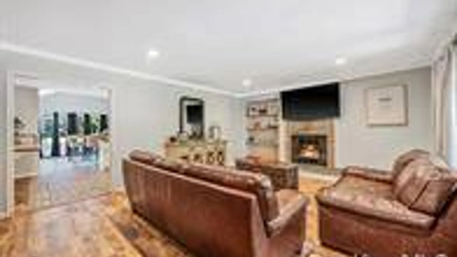 Property at 20 Wintergreen Dr, Coram, NY 11727 12