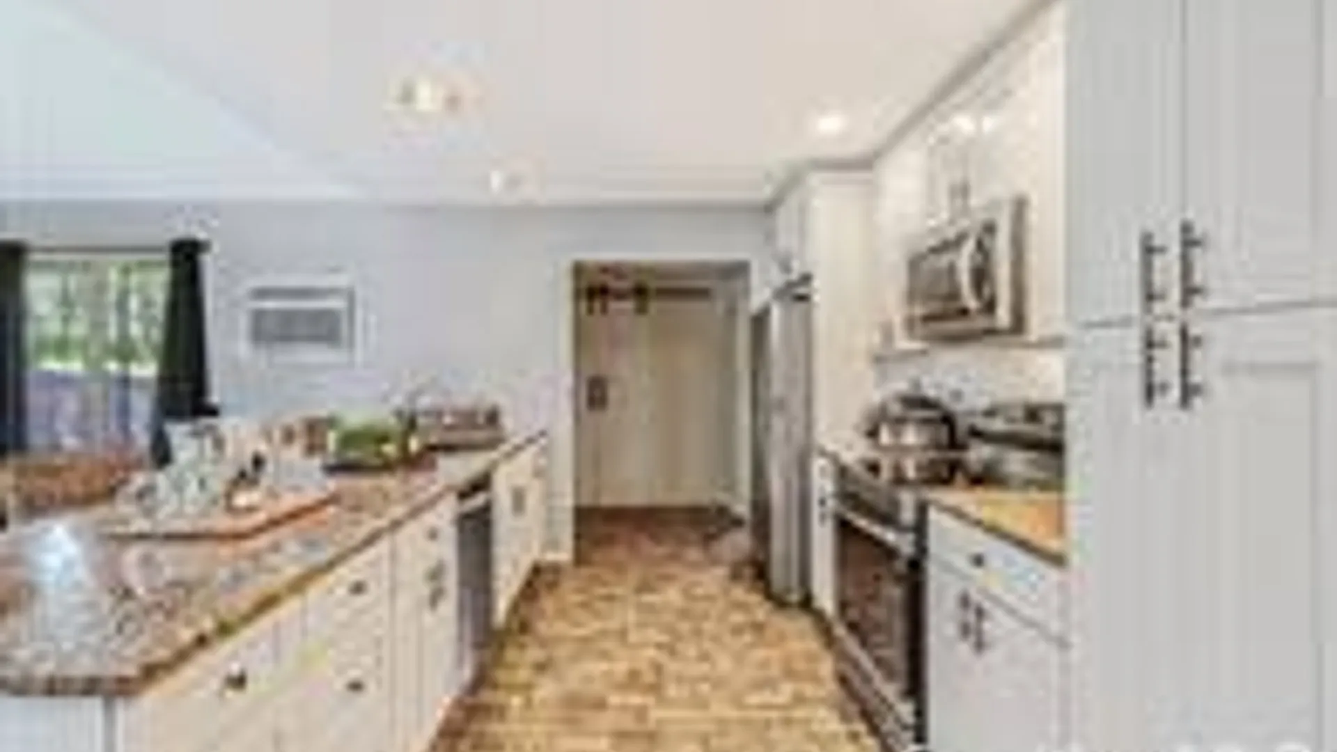 Property at 20 Wintergreen Dr, Coram, NY 11727 7