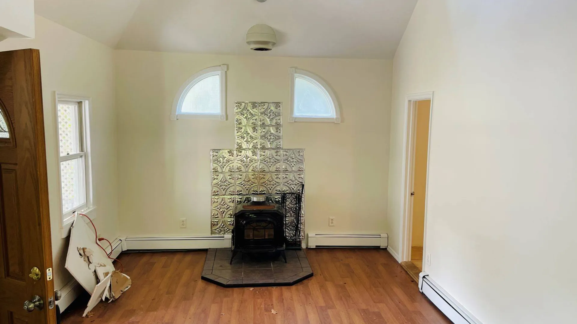 Property at 16 Herb Hill Rd, Glen Cove, NY 11542 2