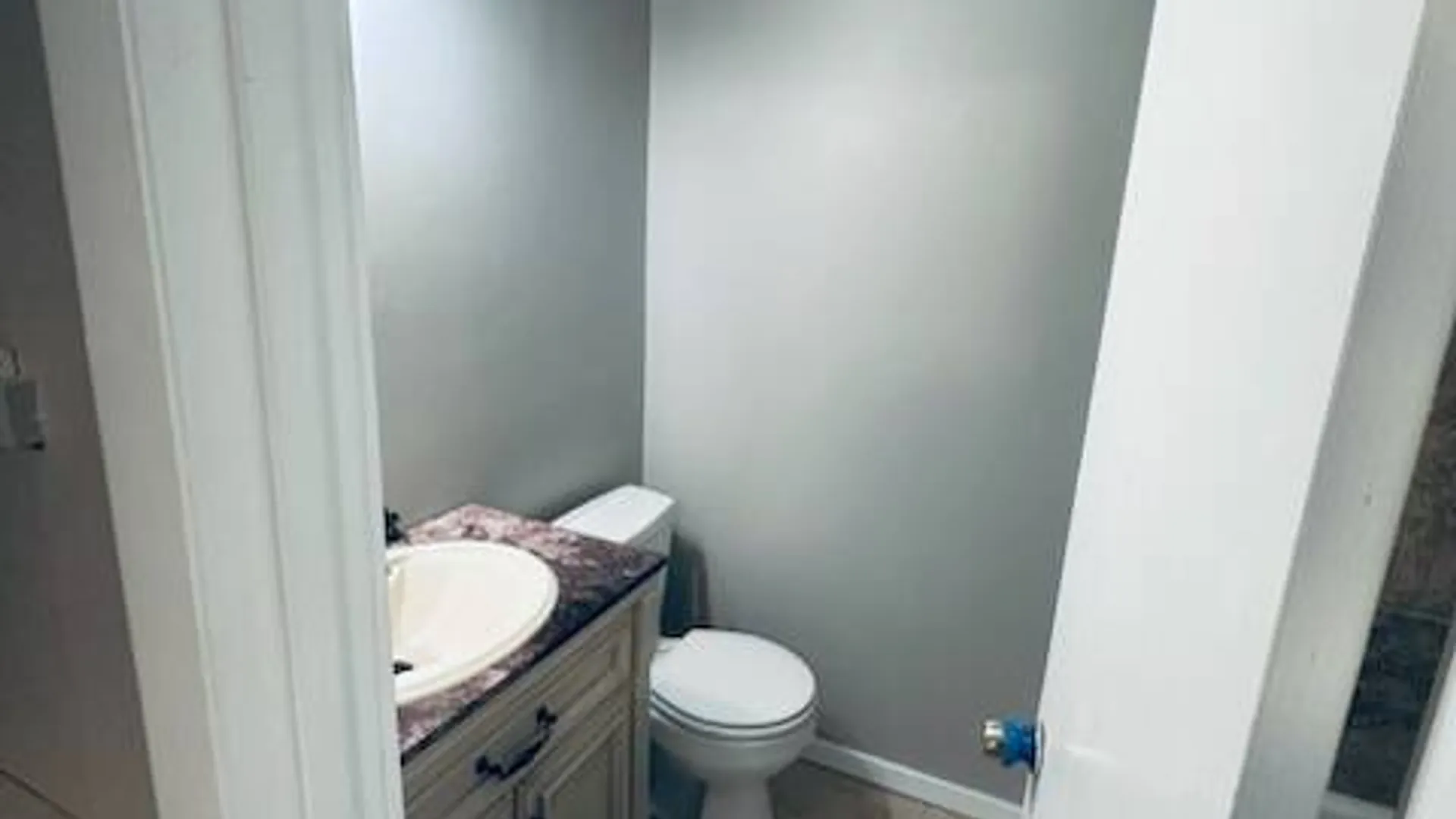 Property at 3730C Hialeah Ct, Liverpool, NY 13090 4