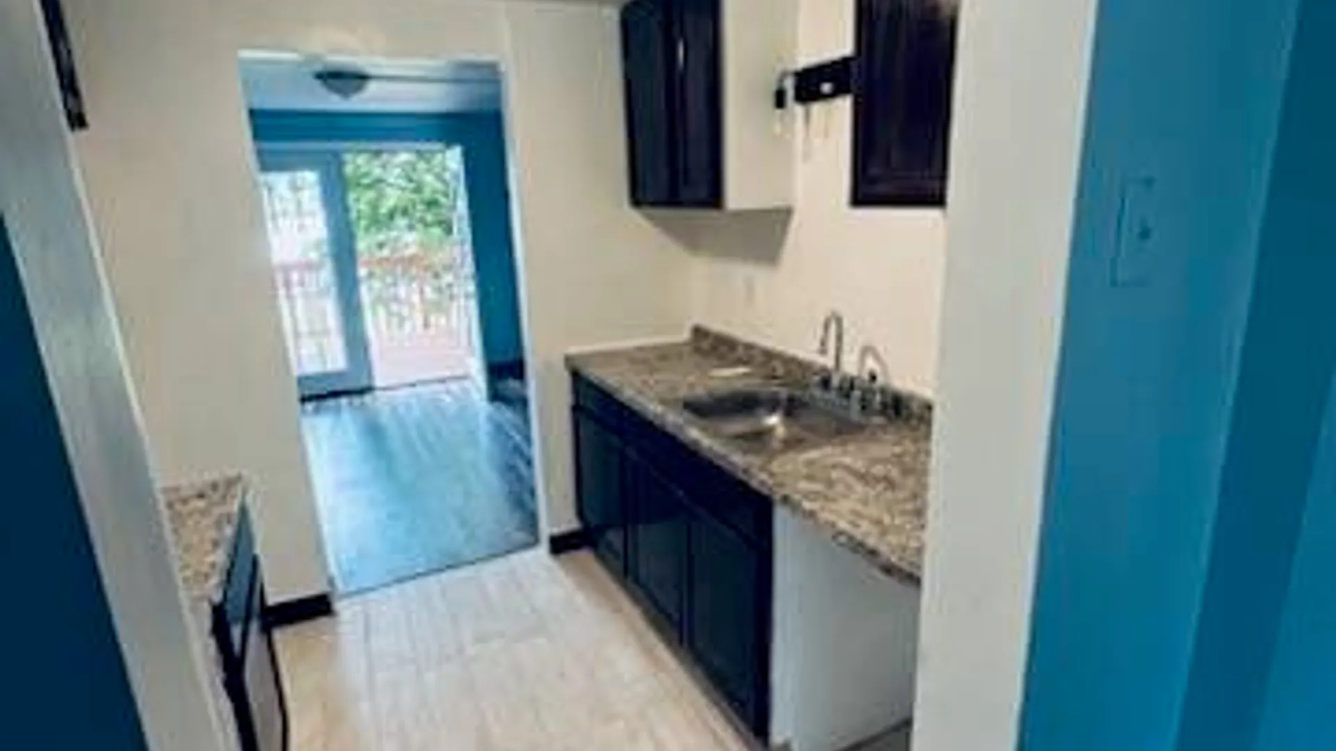 Property at 3730C Hialeah Ct, Liverpool, NY 13090 6