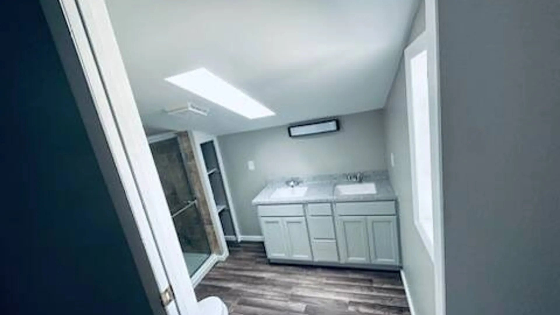 Property at 3730C Hialeah Ct, Liverpool, NY 13090 7