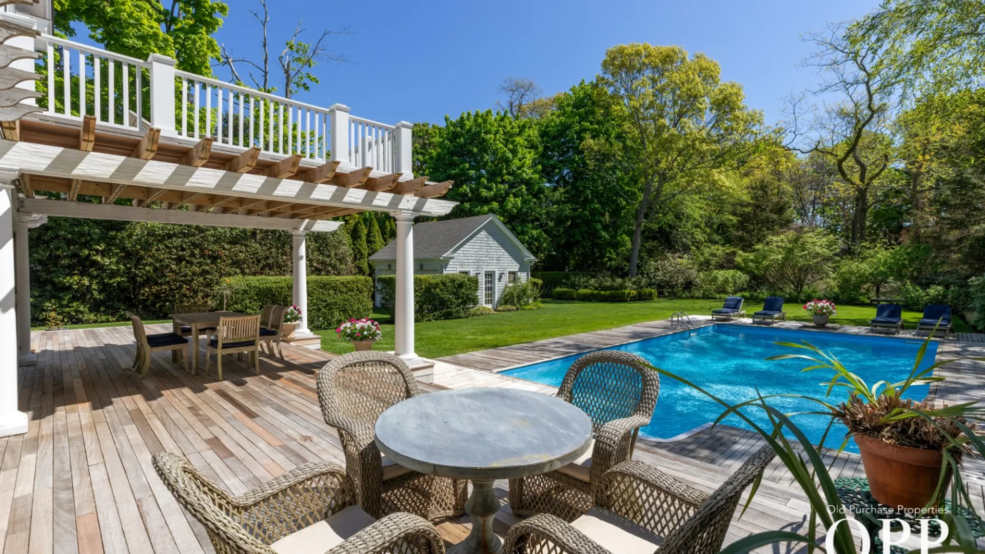 Property at 25 SOUTH HOWELLS PT ROAD, BELLPORT VILLAGE, NY 11713 8
