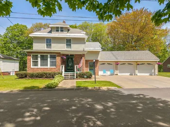 Property at 307 W Madison Ave Ext, Johnstown, NY 12095