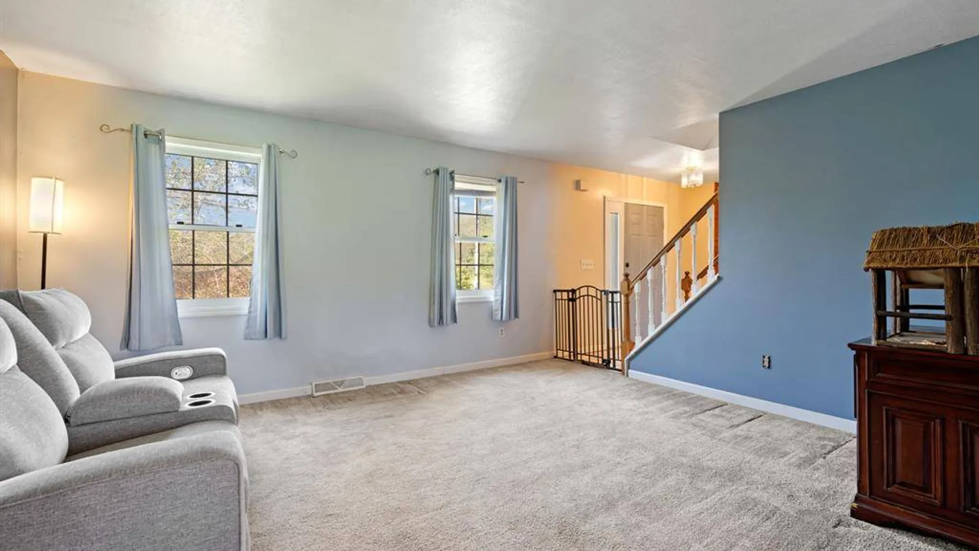Property at 4 Brook Court, Walden, NY 12586 12