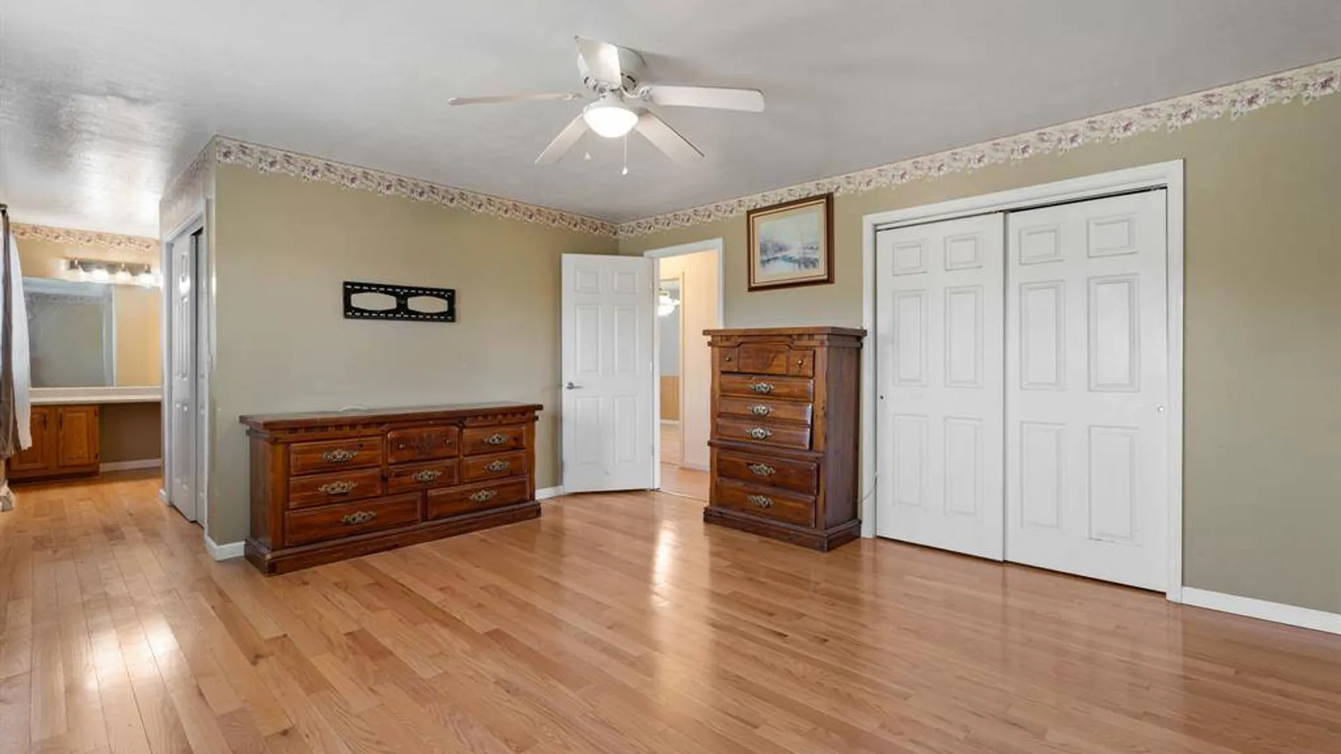 Property at 4 Brook Court, Walden, NY 12586 21