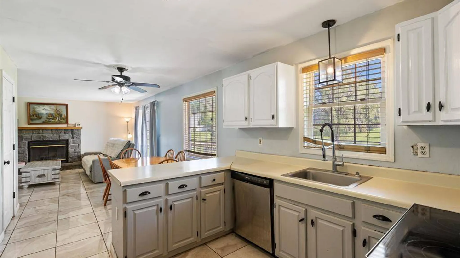 Property at 4 Brook Court, Walden, NY 12586 3